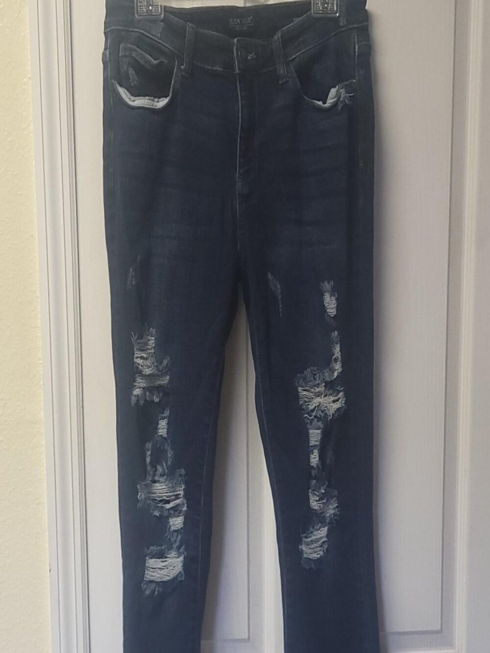 Judy Blue Distressed Skinny Jeans Women's 11/30 Dark Wash High Stretch Denim - Picture 1 of 10